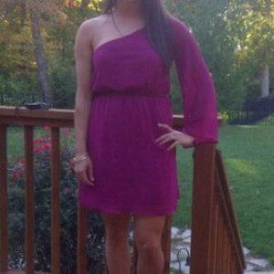 ONE SHOULDER MAROON DRESS